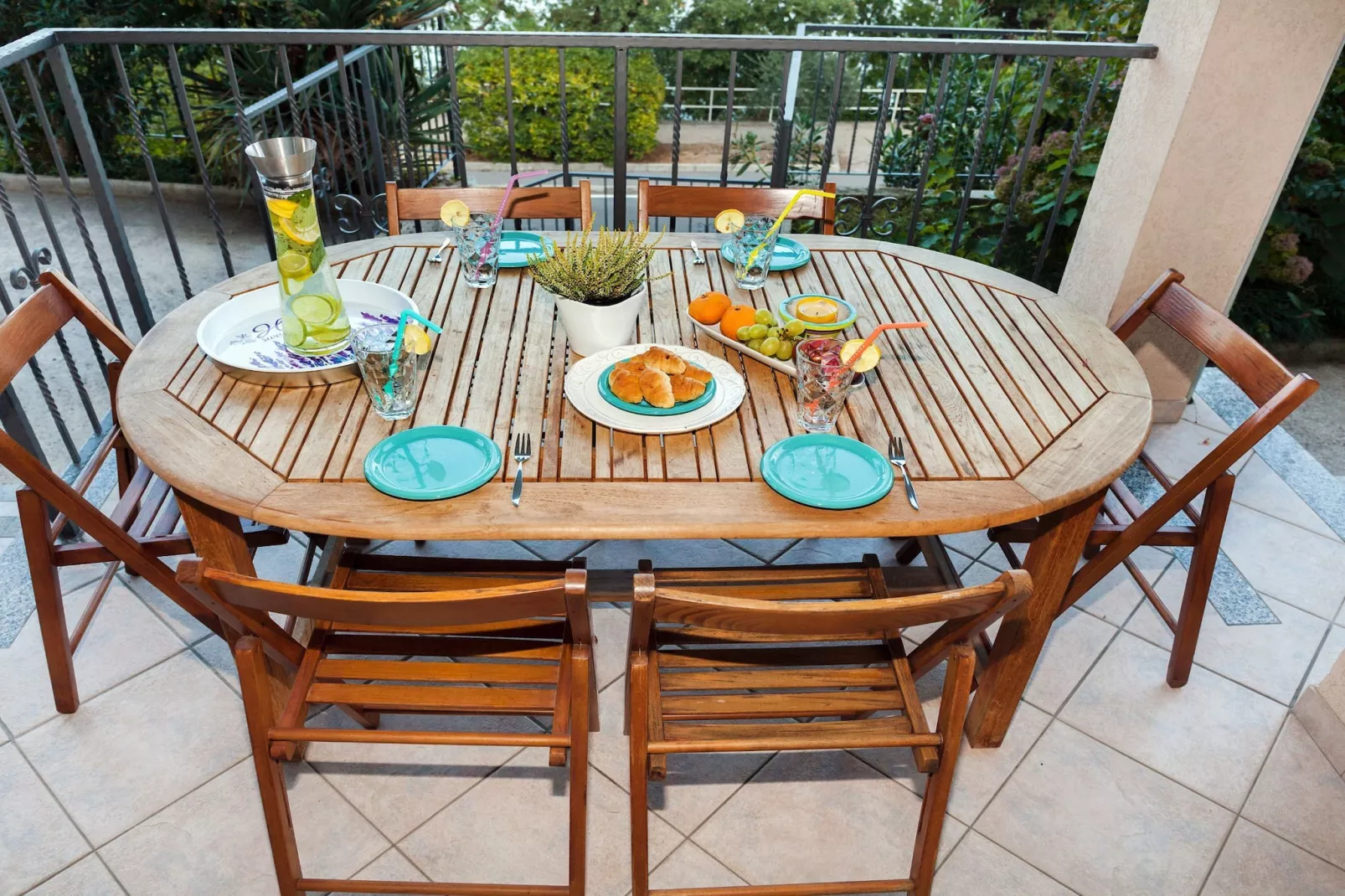 Splendid Beachfront Medveja Apartments - One Bedroom Apartment with Terrace and Sea View 4 - Salon