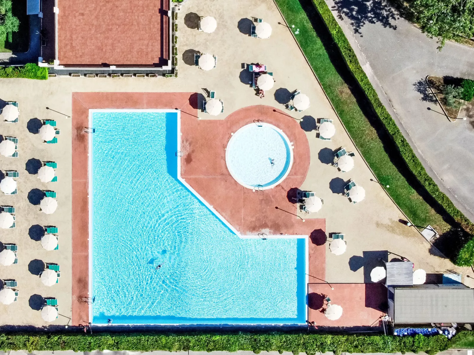 Santa Costanza - Outside