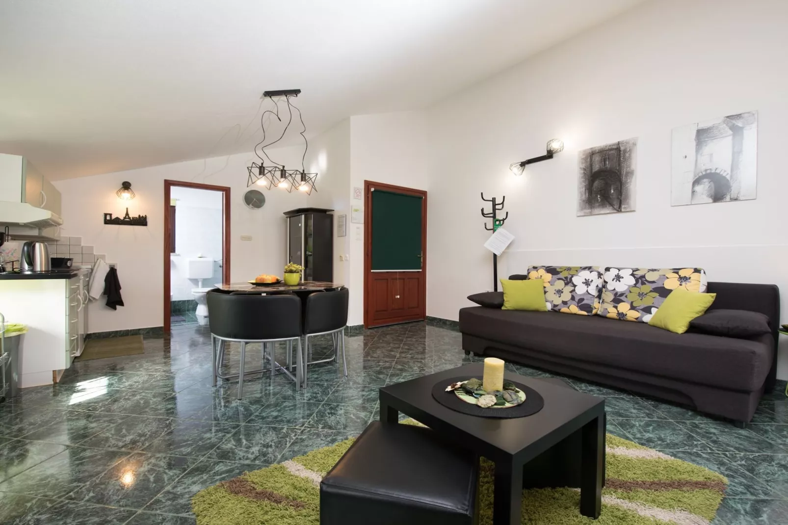 Stylish Lovran Sea View Apartments - Studio Apartment with Balcony and Sea View - Salon