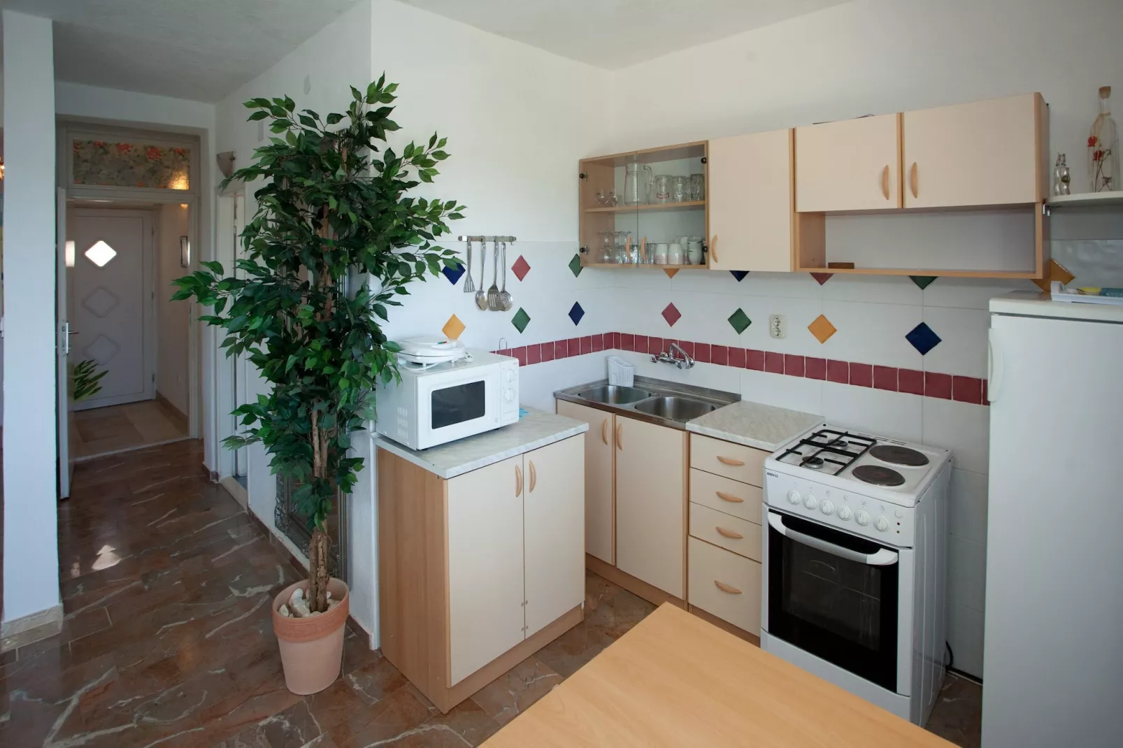 Wonderful Visinisce Apartments with Terrace and Sea Views - Standard Three Bedroom Apartment (Owner 2) - Kitchen