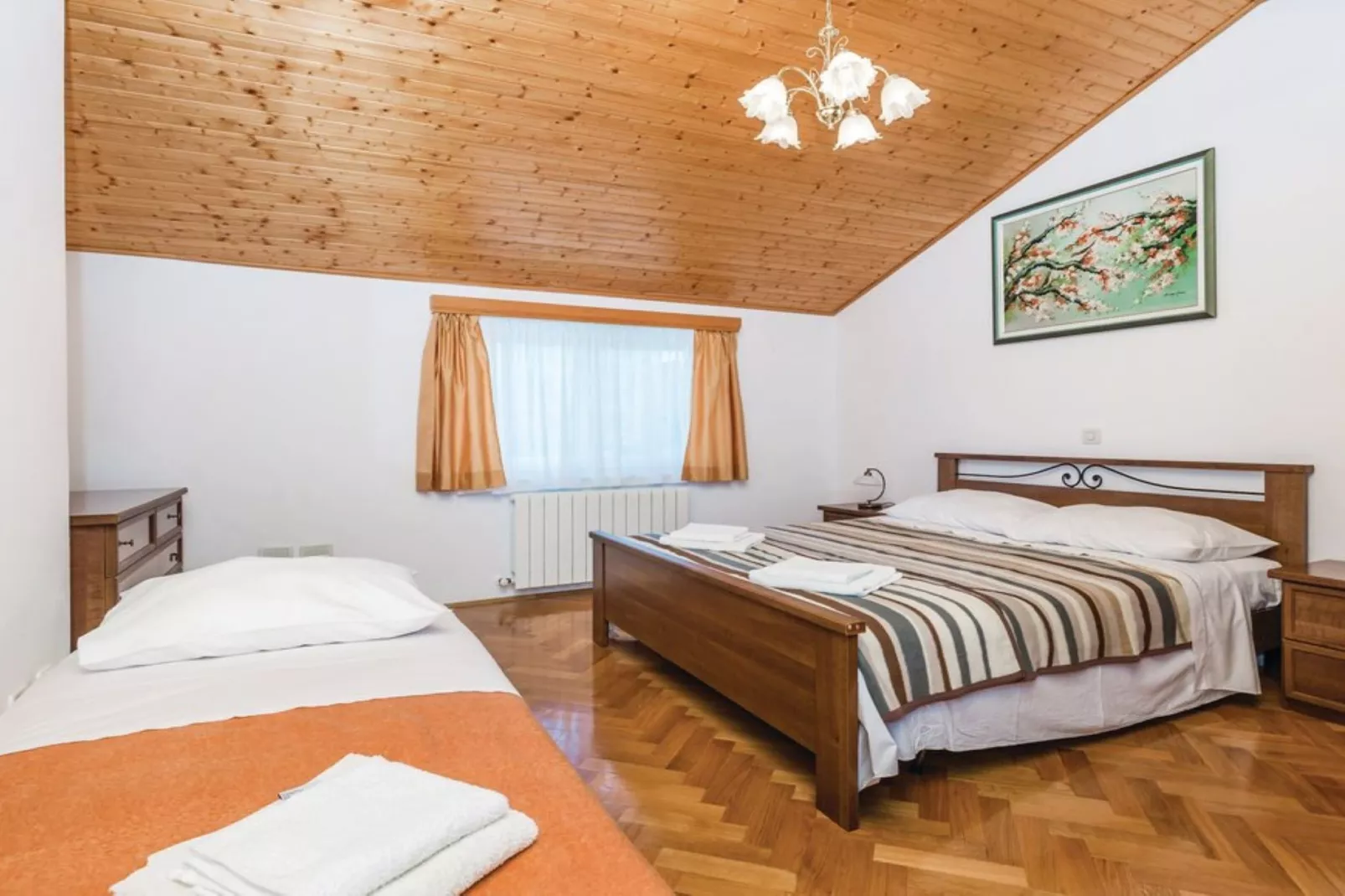 Scenic Seafront Brsec Apartment - Three Bedroom Apartment  with Terrace - Schlafzimmer