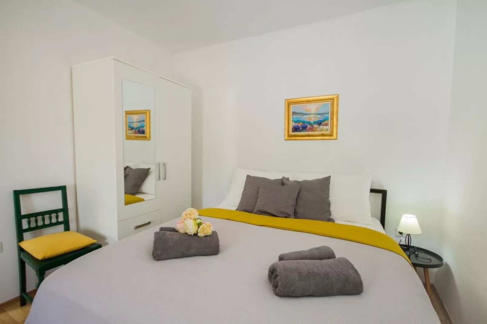 Tranquil Getaway Villa Prapatnica with Pool and Garden - Three  Bedroom Villa with Pool - Bedroom