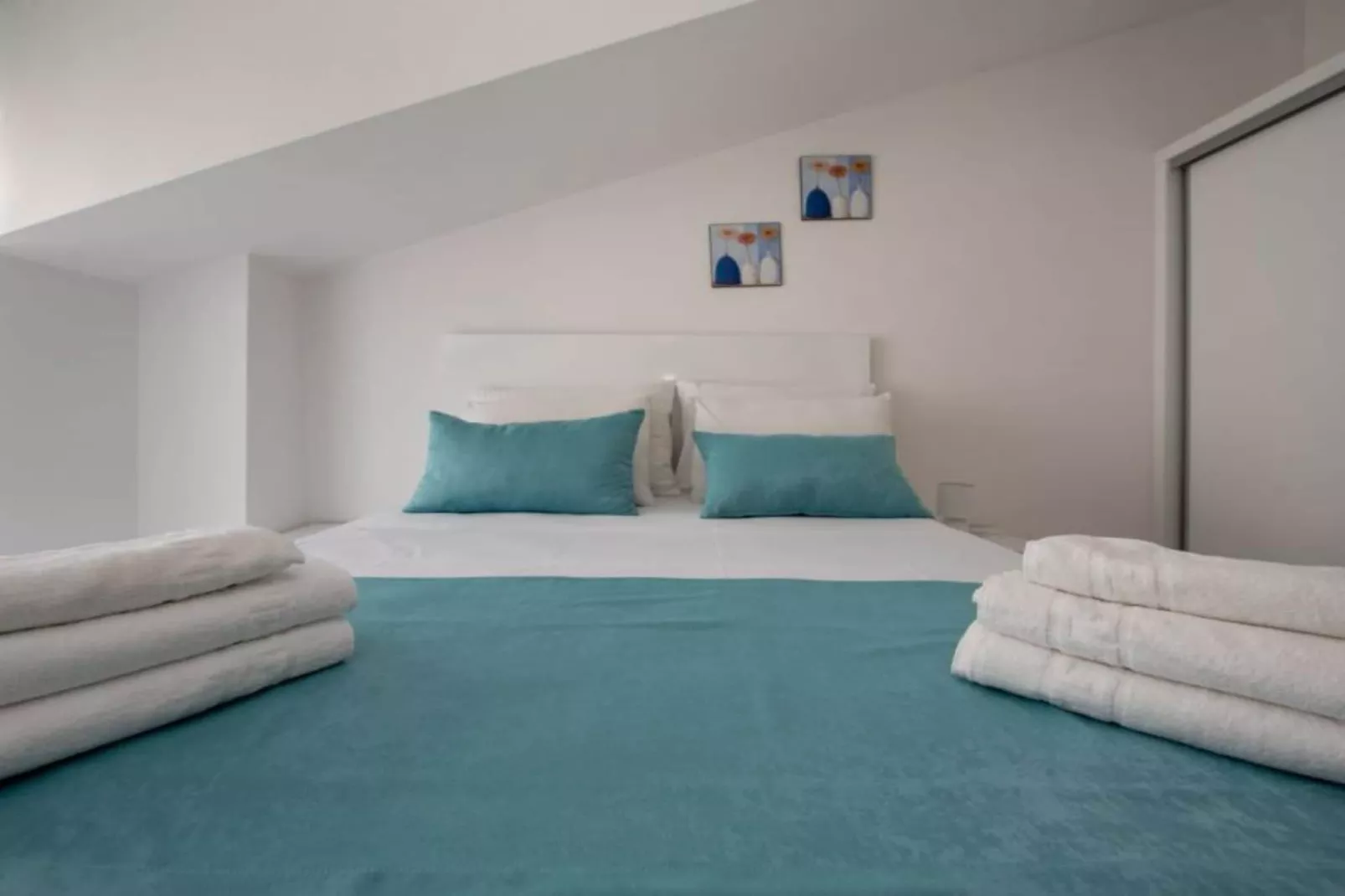 Villa Tomi  - Studio with Balcony (4) - Schlafzimmer
