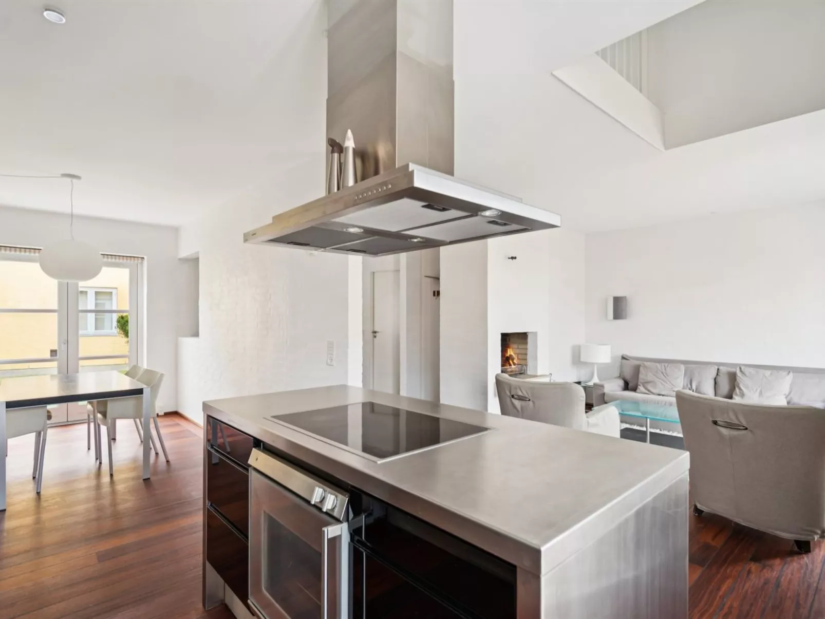 "Annrike" - 900m from the sea - Drinnen