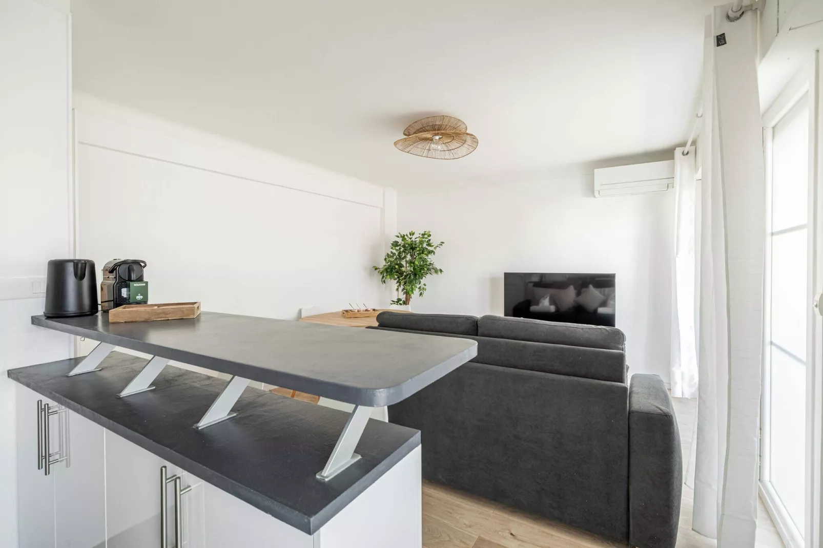 BB-1-POSTES - Untagged