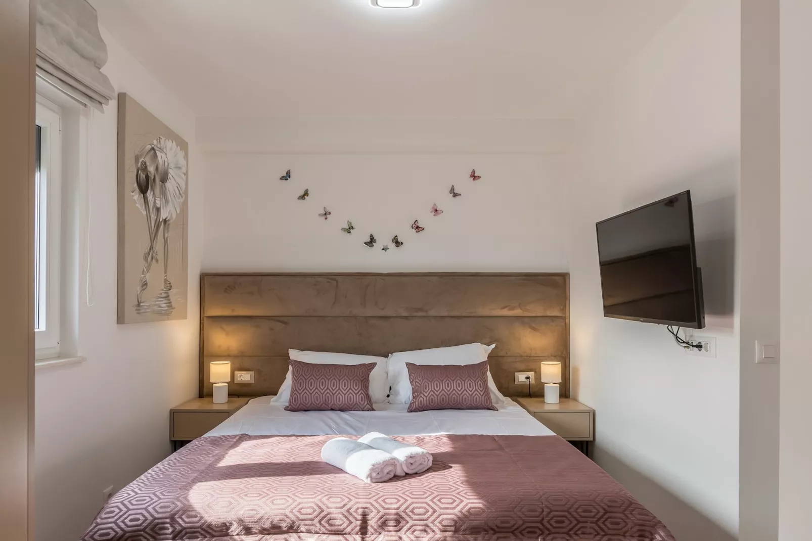 Scenic Kastel Luksic Apartments - Three Bedroom Apartment - Bedroom
