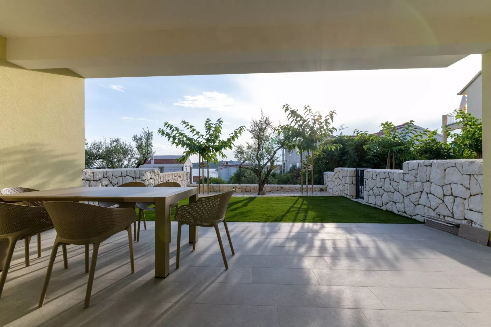 Luxury Living at Horizon Retreat - Two Bedroom Apartment (owner South S3) - Terrace balcony
