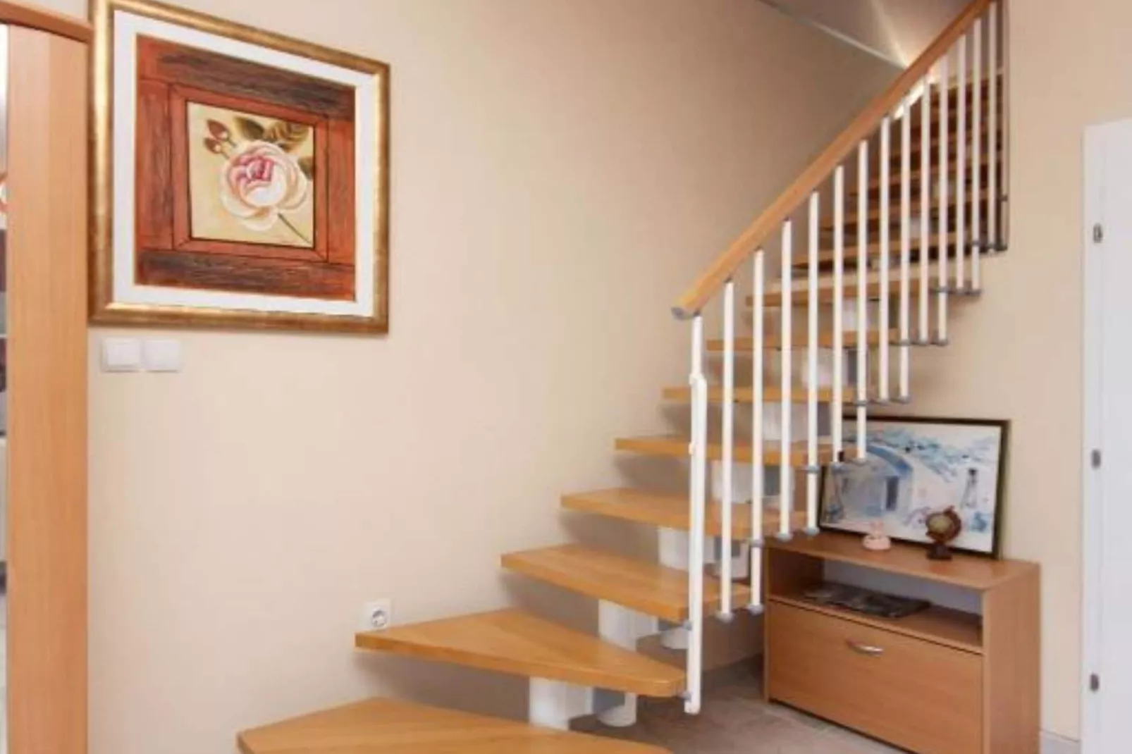Beachside Serenity Apartments in Barbot - One Bedroom Apartment with Terrace and Sea View (Owner RED) - Treppe