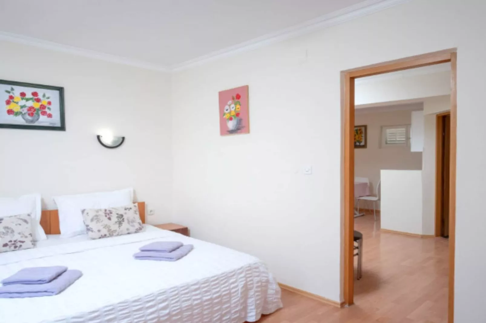Two-Bedroom Apartment (A7) - Schlafzimmer