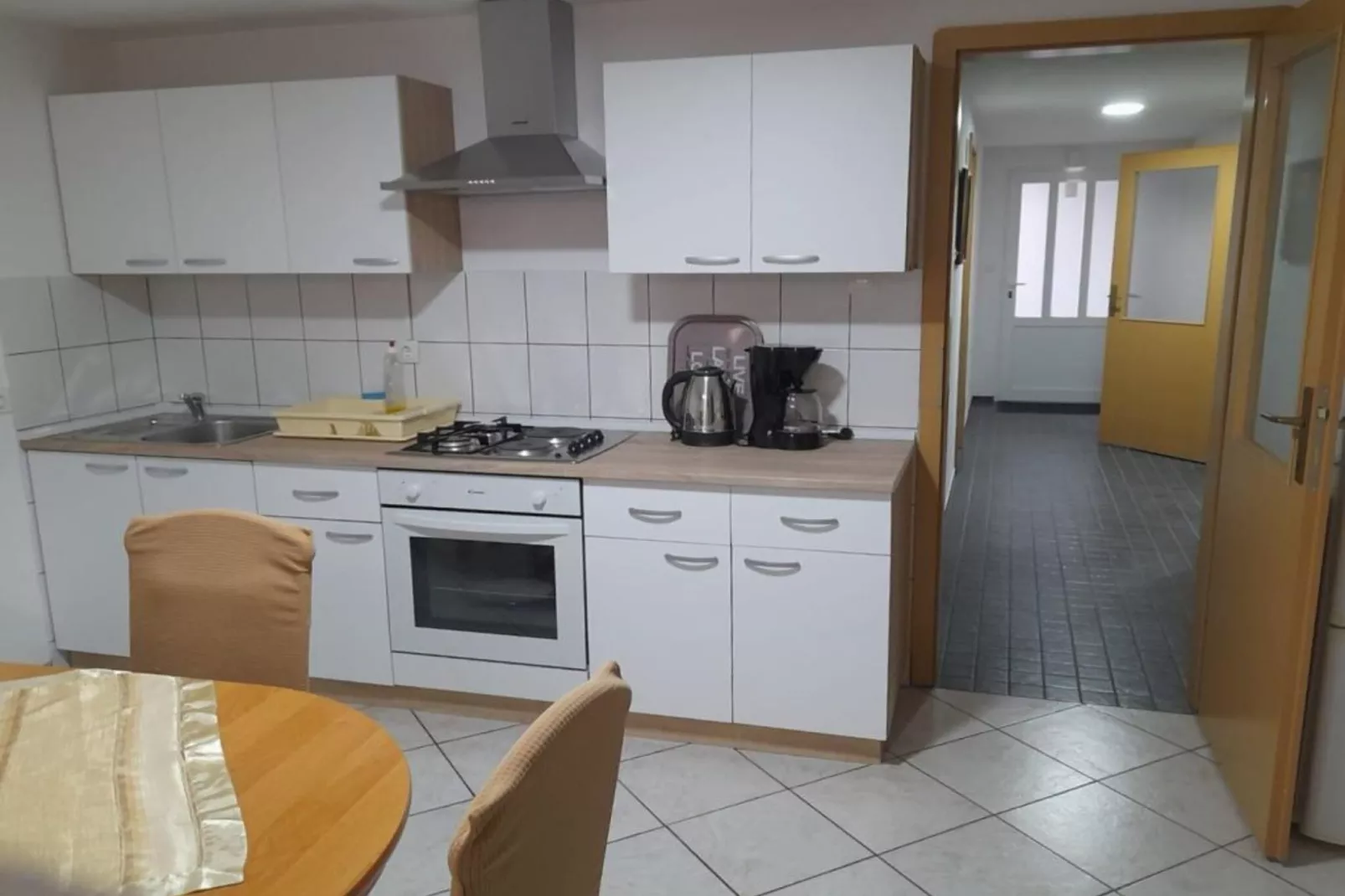 Peaceful Apartments Harfa - Two Bedroom Apartment 3 - Cuisine