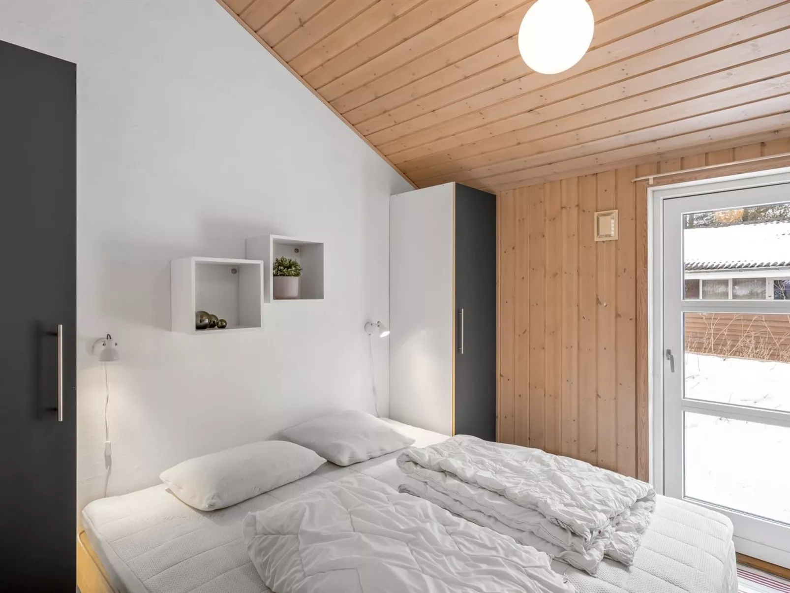 "Rickmer" - 1.9km from the sea - Inside