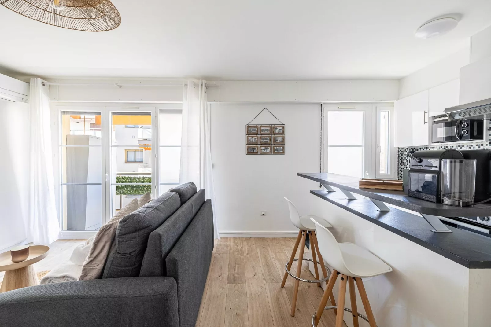 BB-1-POSTES - Untagged