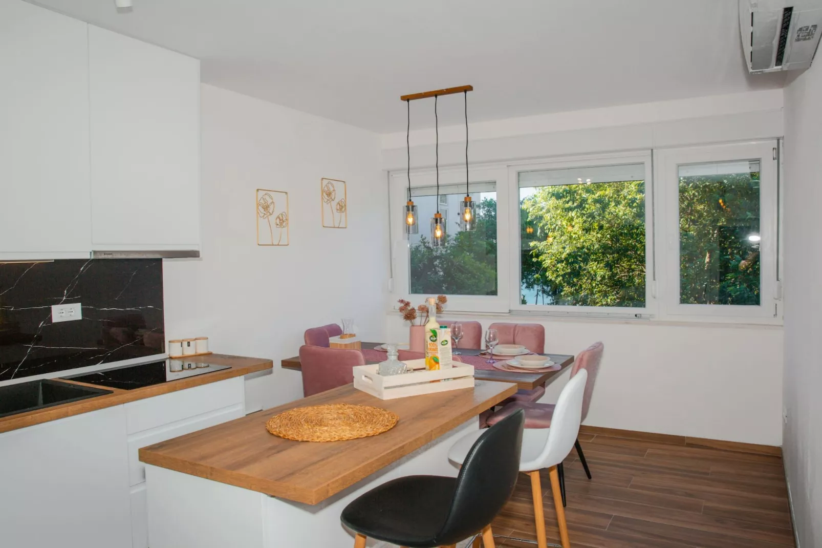 Apartment Matko - Two Bedrom Apartment with Beach View - Esszimmer