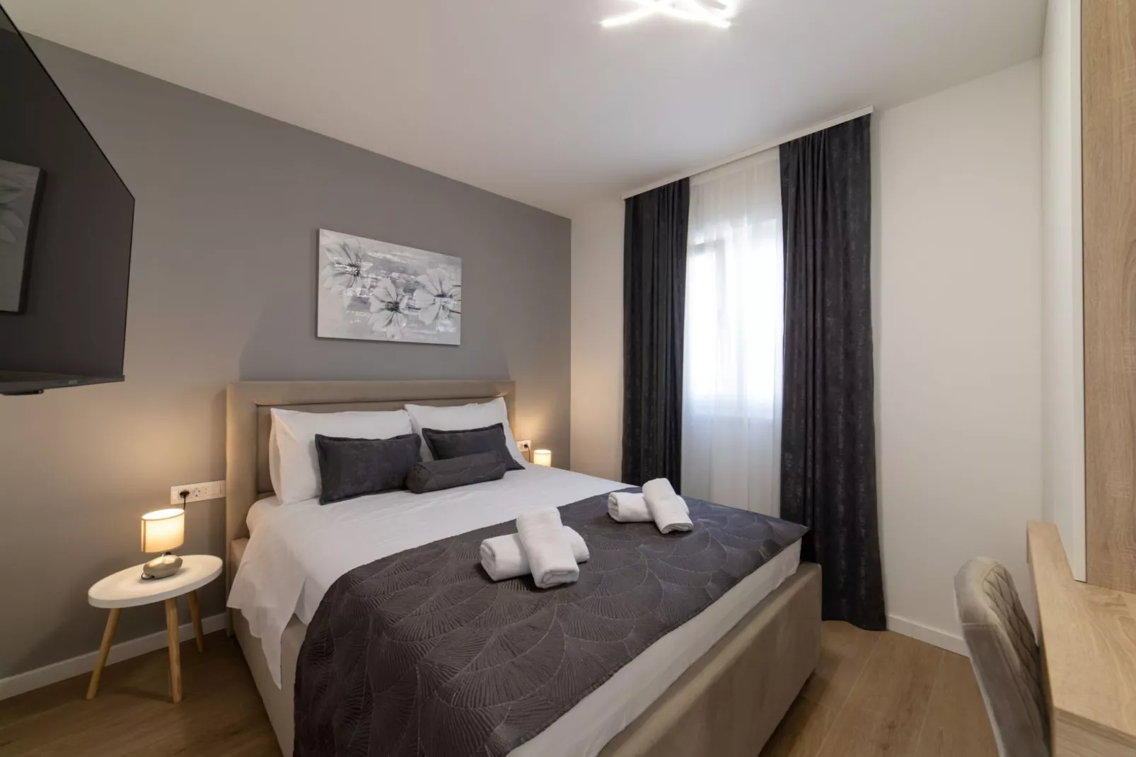 Luxury Kastela Villa with Heated Pool and Lounge Area - Four Bedroom Villa - Bedroom