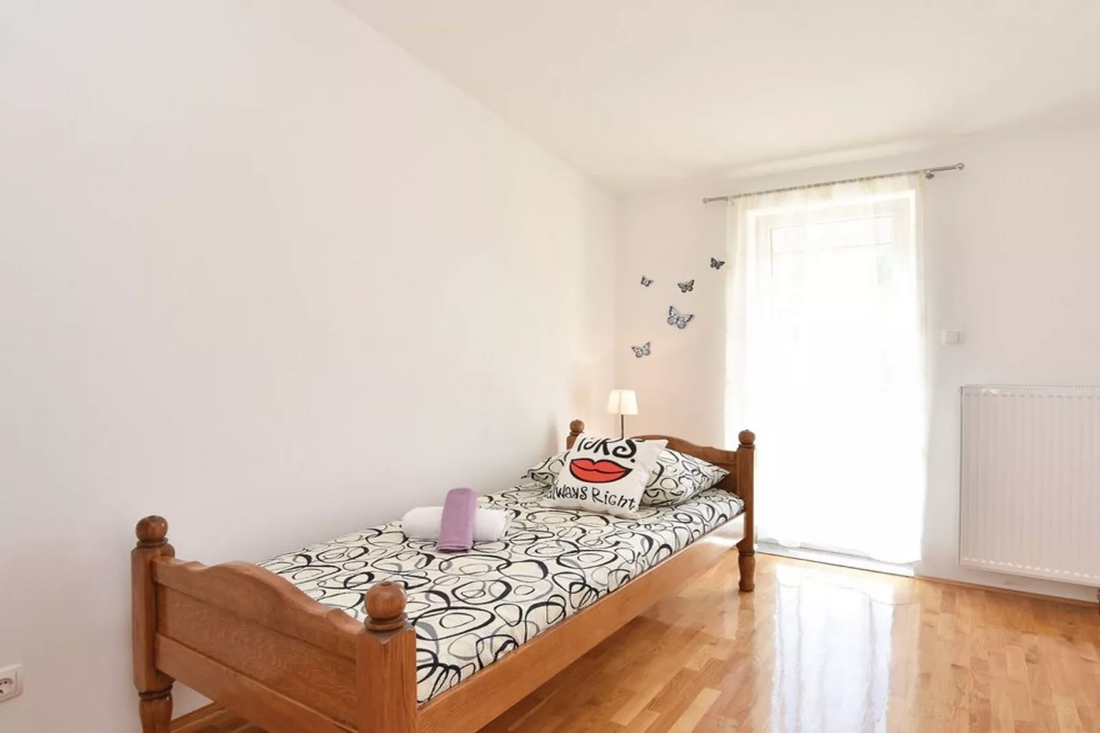 Serene Villa with Pool, BBQ, and Authentic Tavern Surrounded by Nature - Five Bedroom Holiday Home - Bedroom