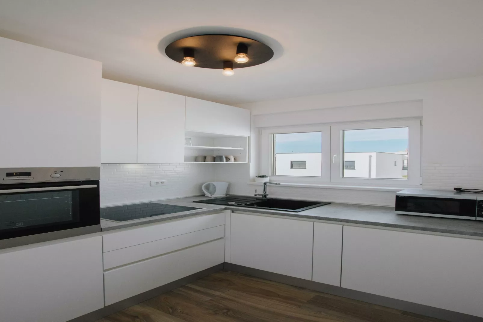 Spacious Luxury Trogir Apartments - Standard Two Bedroom Apartment (Nora) - Kitchen