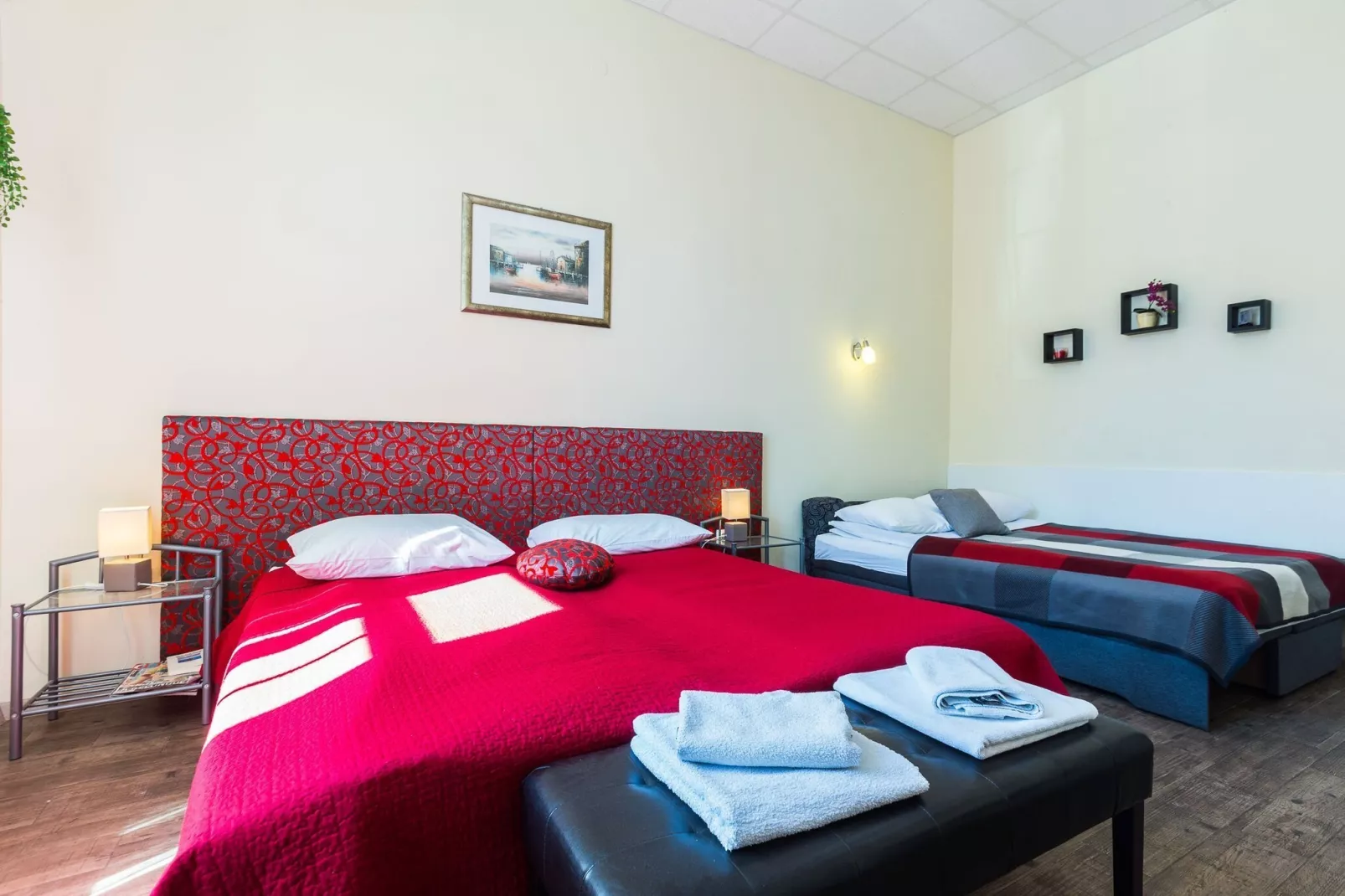 Charming and Historic Old Town Apartments - One Bedroom Apartment - Bedroom
