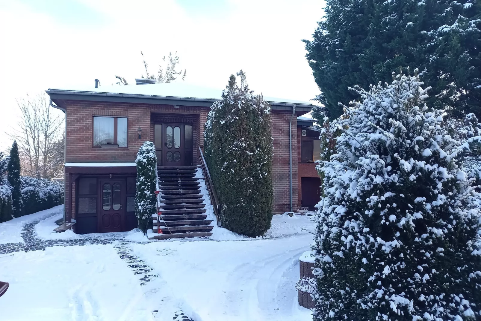 Ferienwohnung OG Staßfurt Schnittke - View in summer