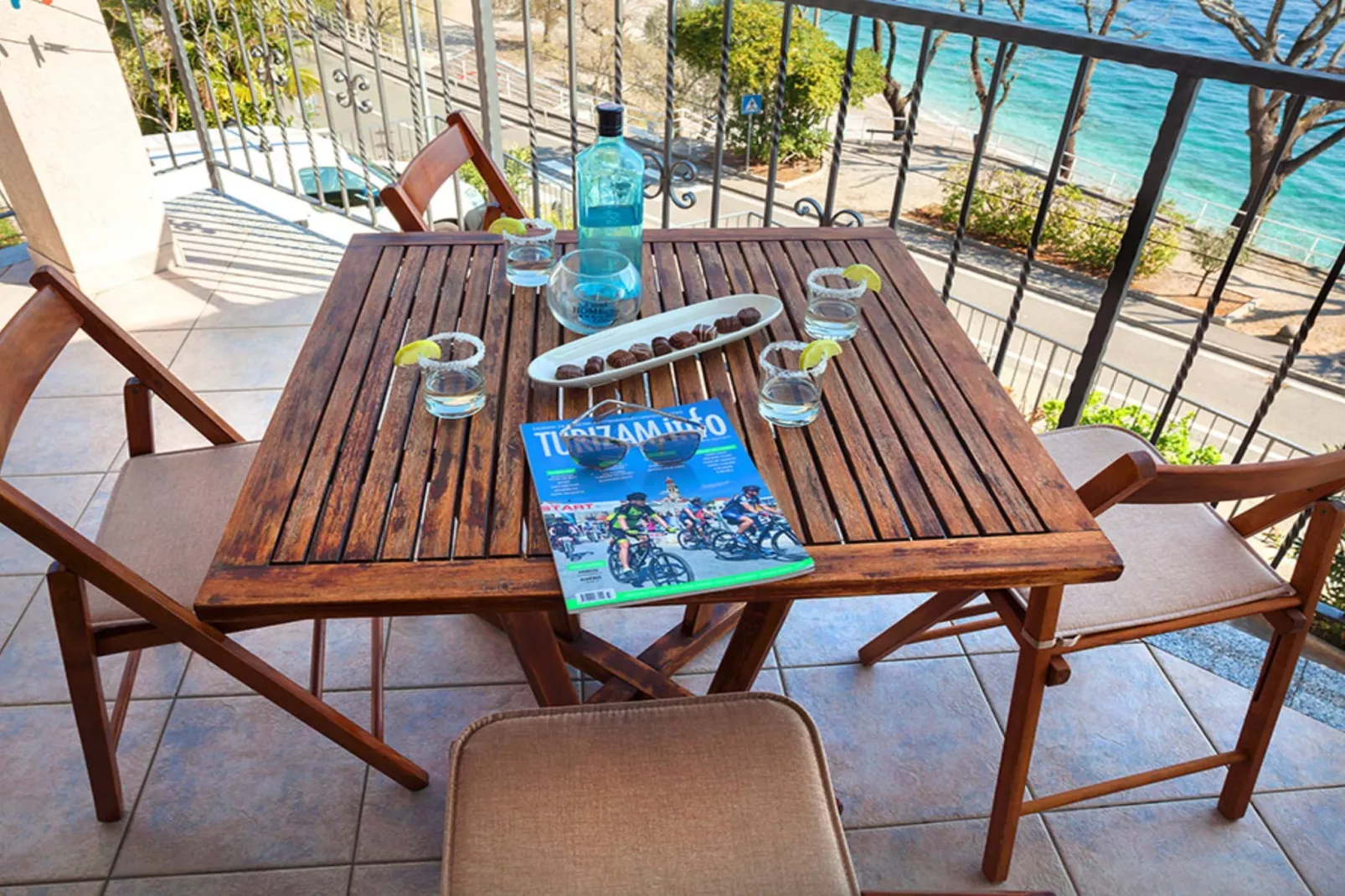 Splendid Beachfront Medveja Apartments - Standard One bedroom Apartment with  Balcony and Sea View 1 - Terrasse / balcon