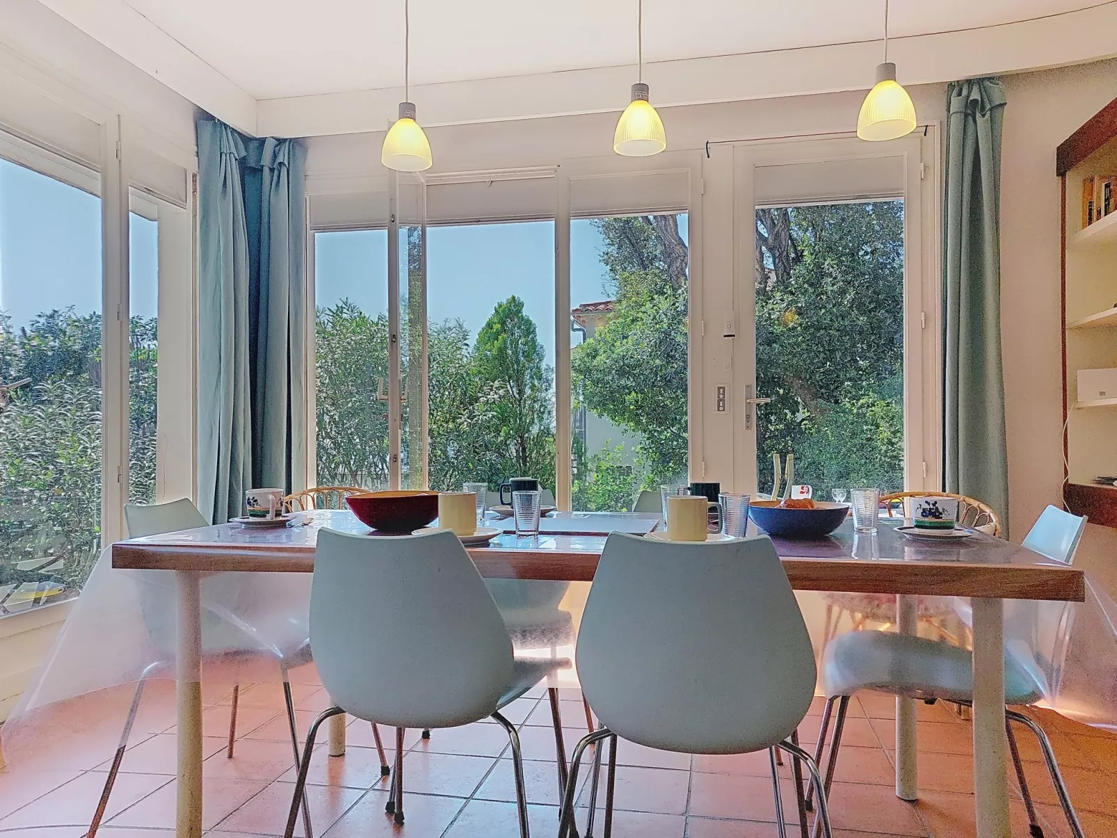 Villa Chantoiseau - Drinnen