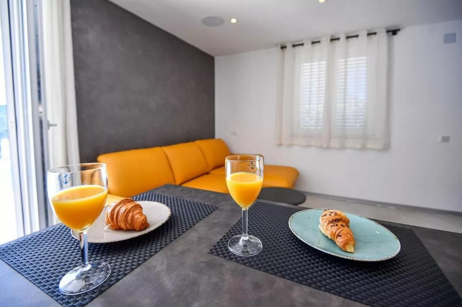 Buena Vista - Two Bedroom Holiday Home with Swimming pool - Esszimmer