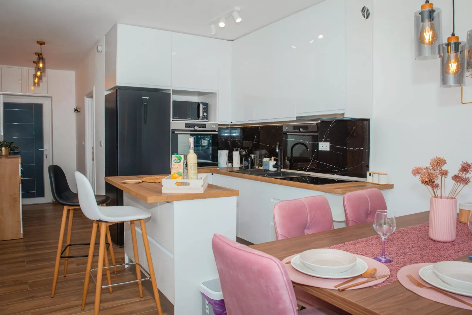 Apartment Matko - Two Bedrom Apartment with Beach View - Esszimmer