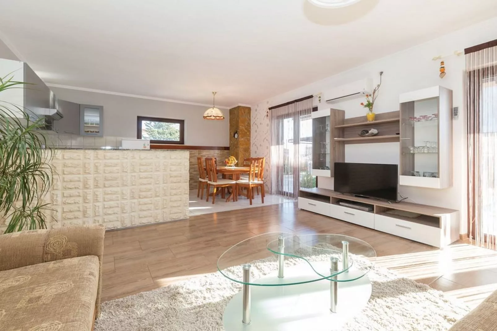 Mediterranean Stylish Villa with Pool in Kastel Stari - Six Bedroom Villa with Pool - Küche