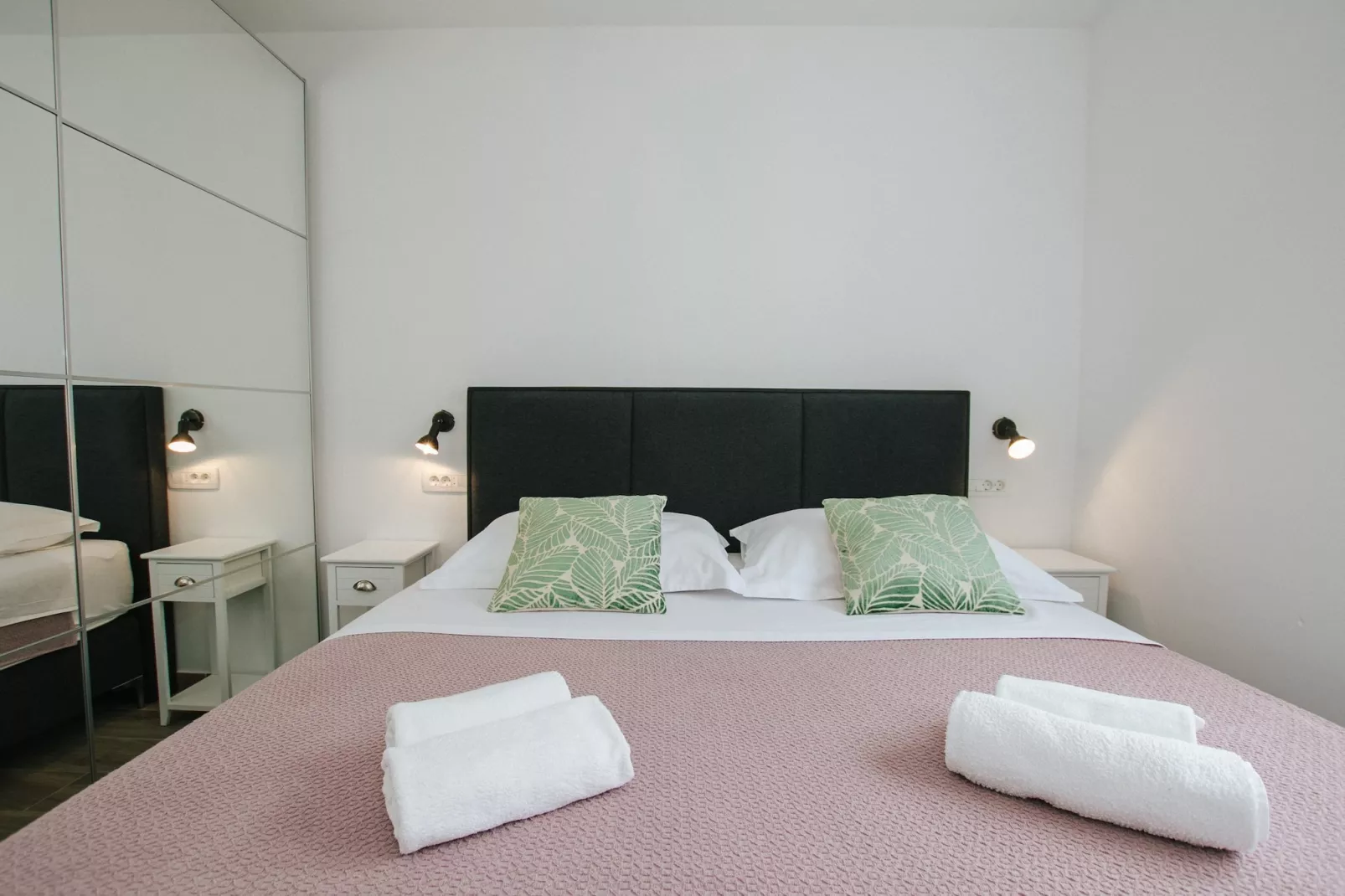 Spacious Luxury Trogir Apartments - Comfort Two Bedroom Apartment (Marin 3) - Bedroom