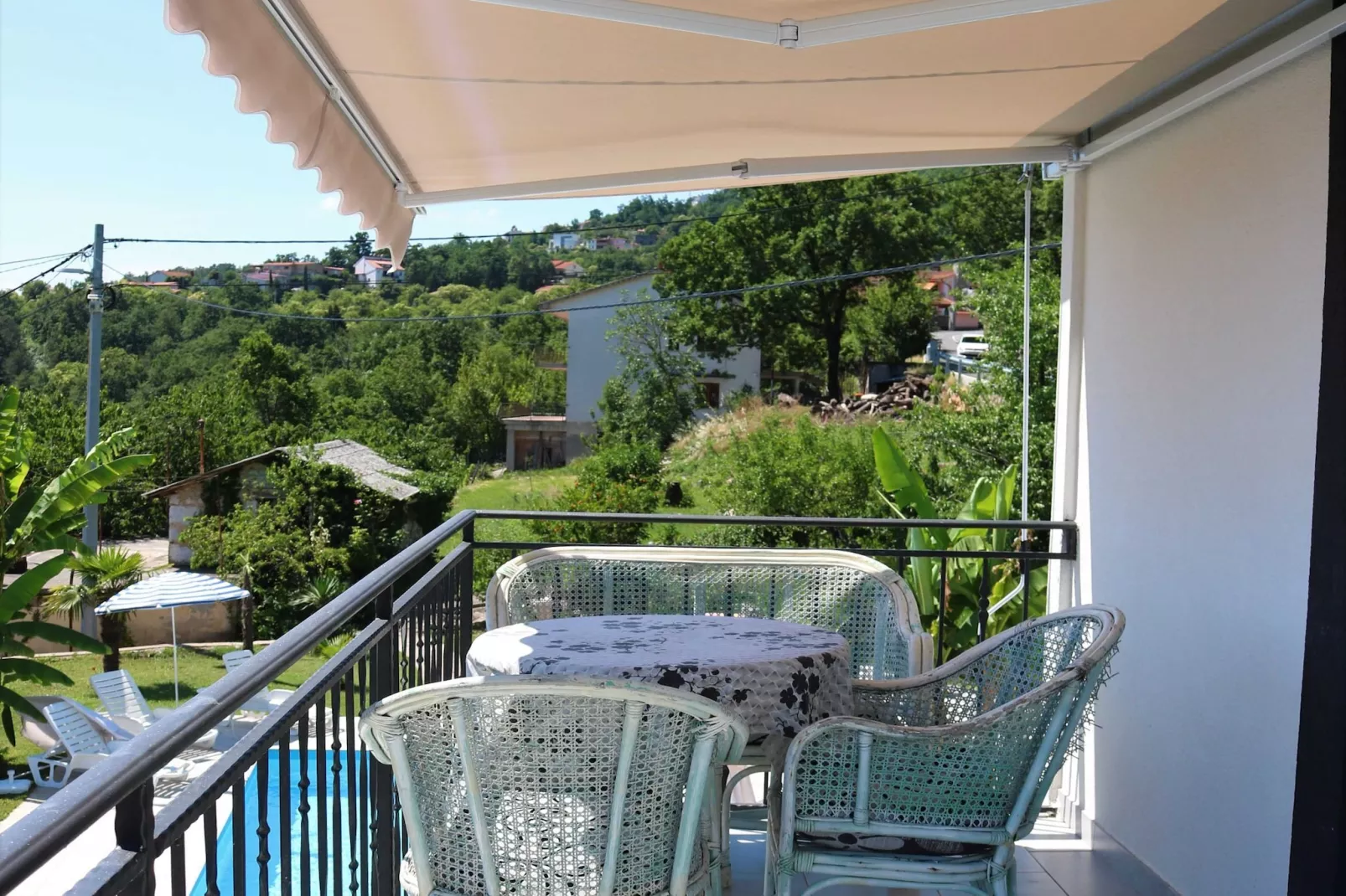 Luxury Lovran Apartments with Swimming Pool - Classic One Bedroom Apartment - Terrace balcony