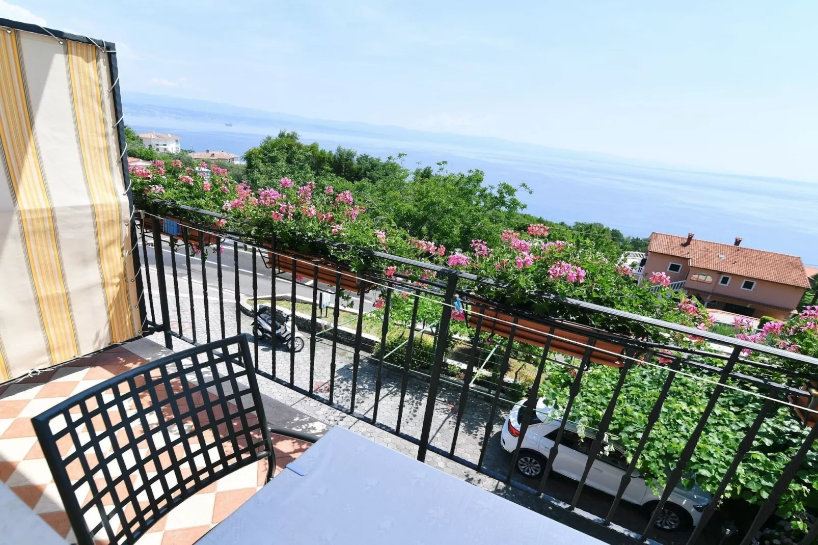 Scenic Retreat Rooms and Family Apartments - Double Room with Balcony and Sea View 3 - Terrasse / balcon
