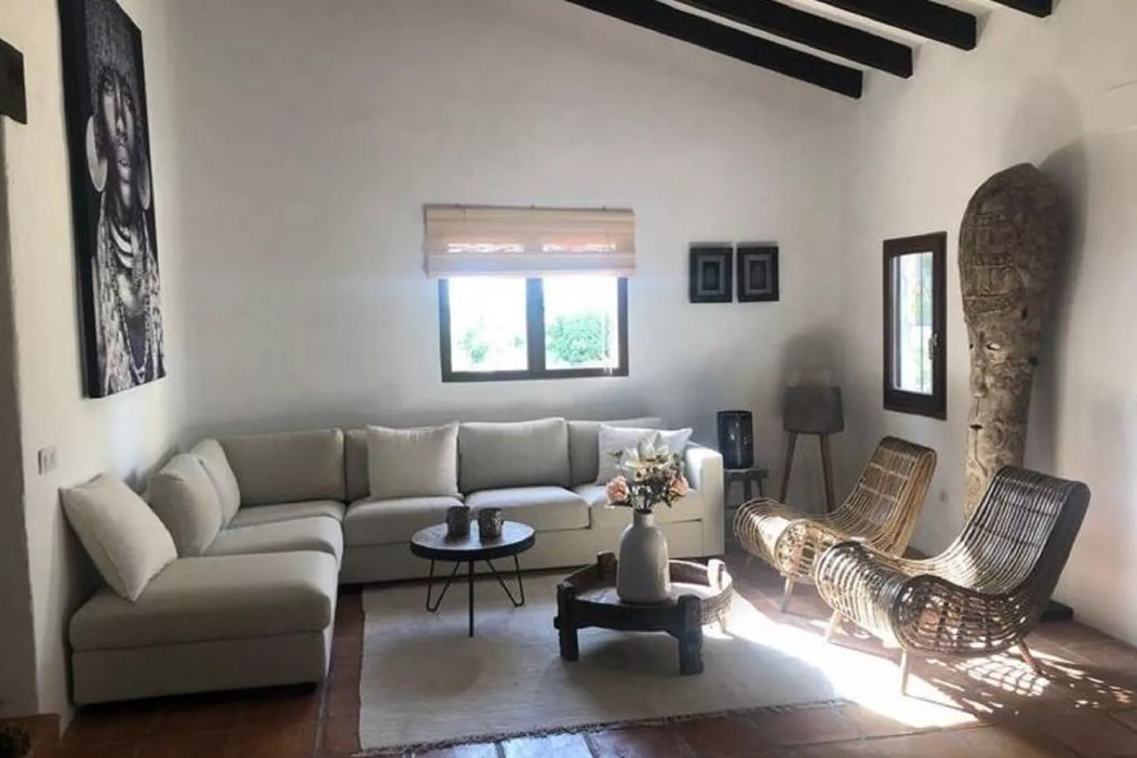 Finca de Piedra-Living room
