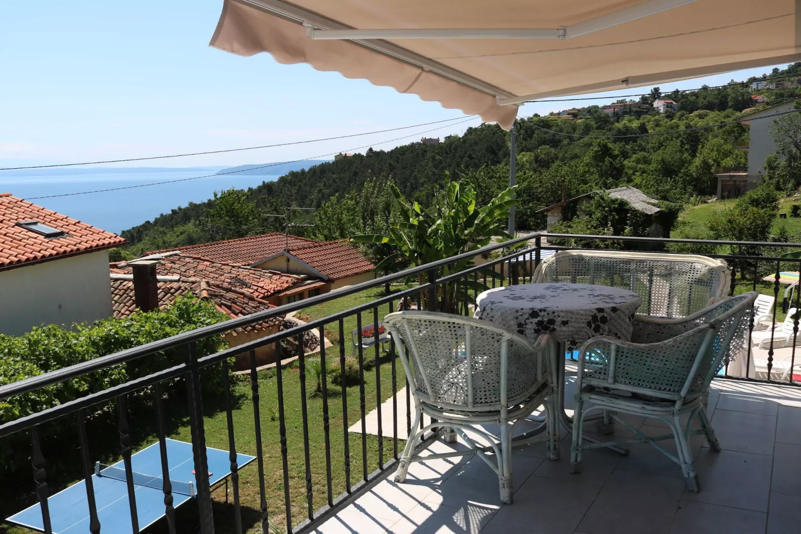 Luxury Lovran Apartments with Swimming Pool - Classic One Bedroom Apartment - Terrace balcony