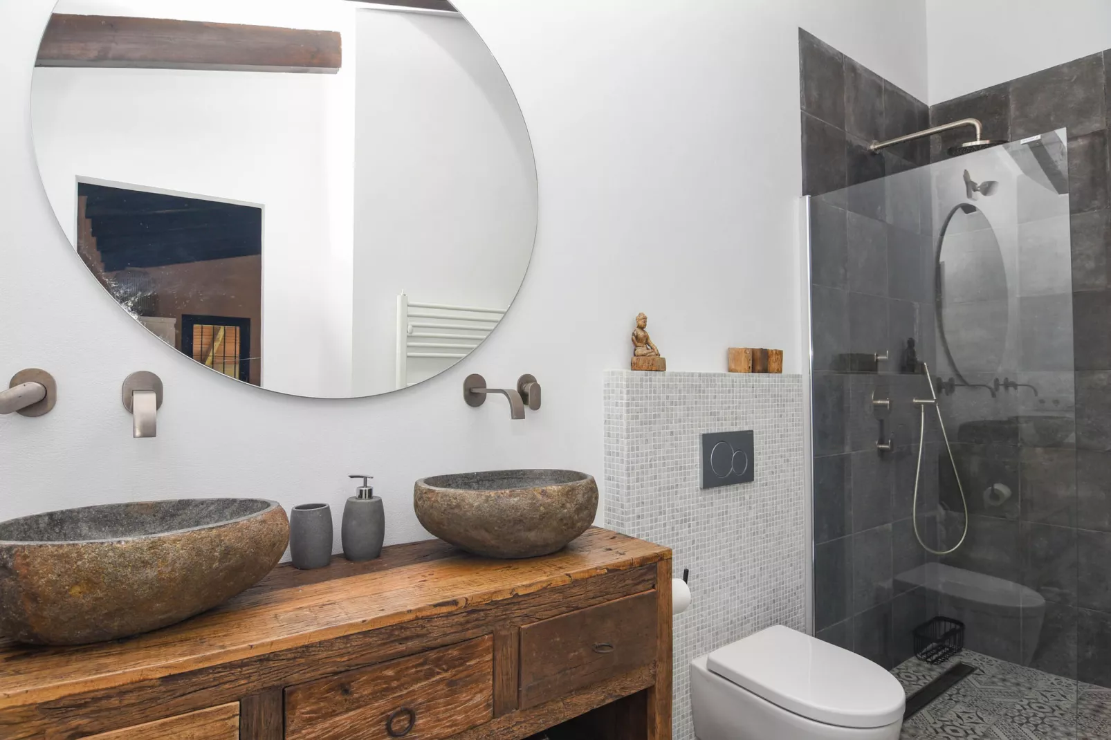 Finca de Piedra-Bathroom