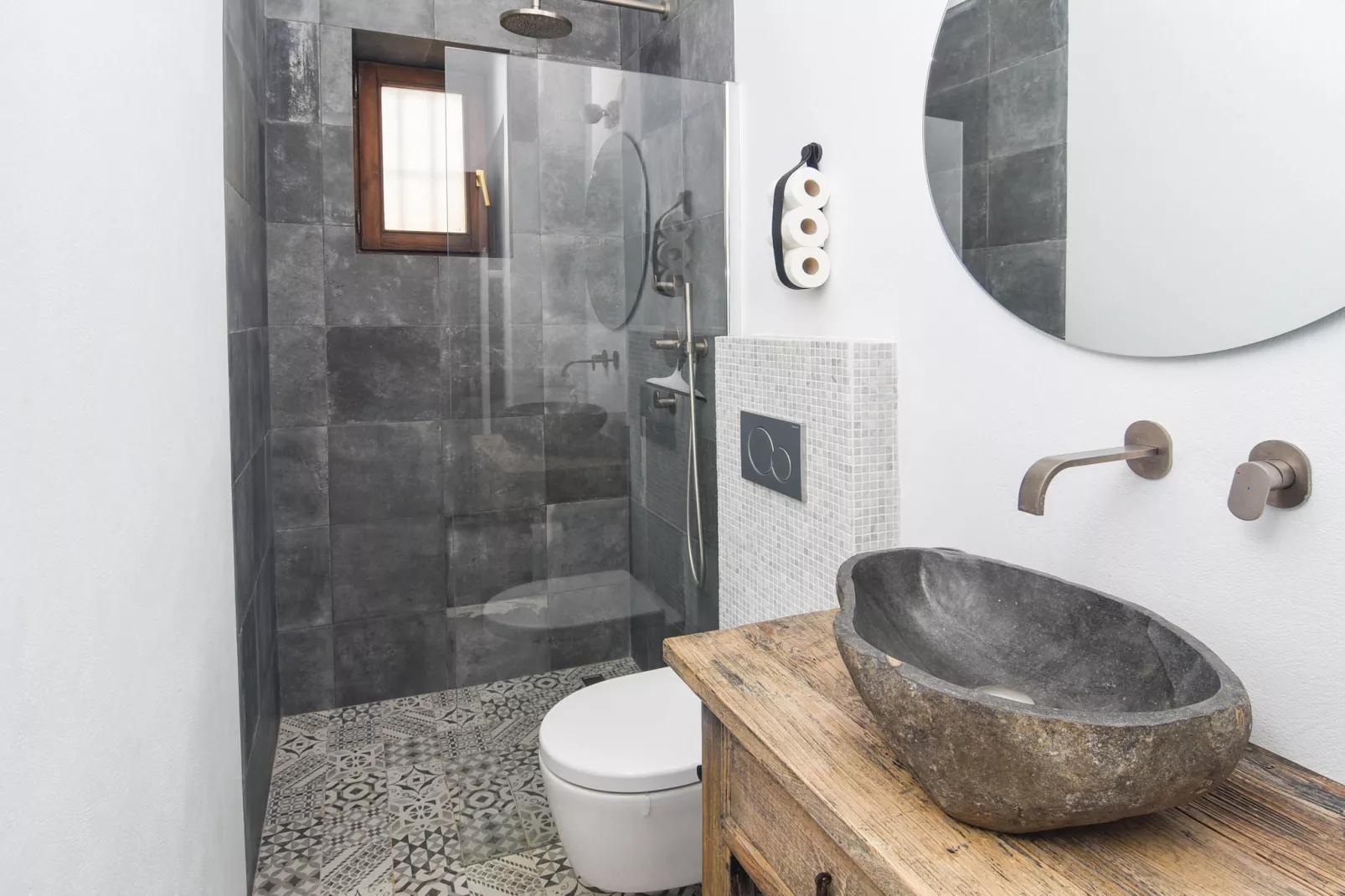 Finca de Piedra-Bathroom