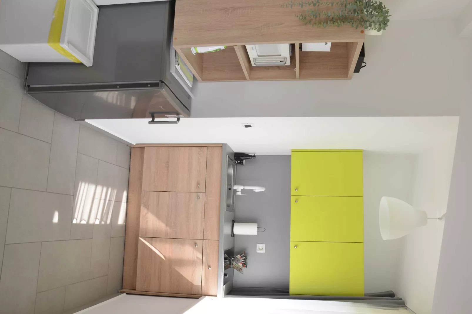 Stylish Apartments with Osijek Near Top Attractions - Comfort Studio Apartment - Maks - Kitchen