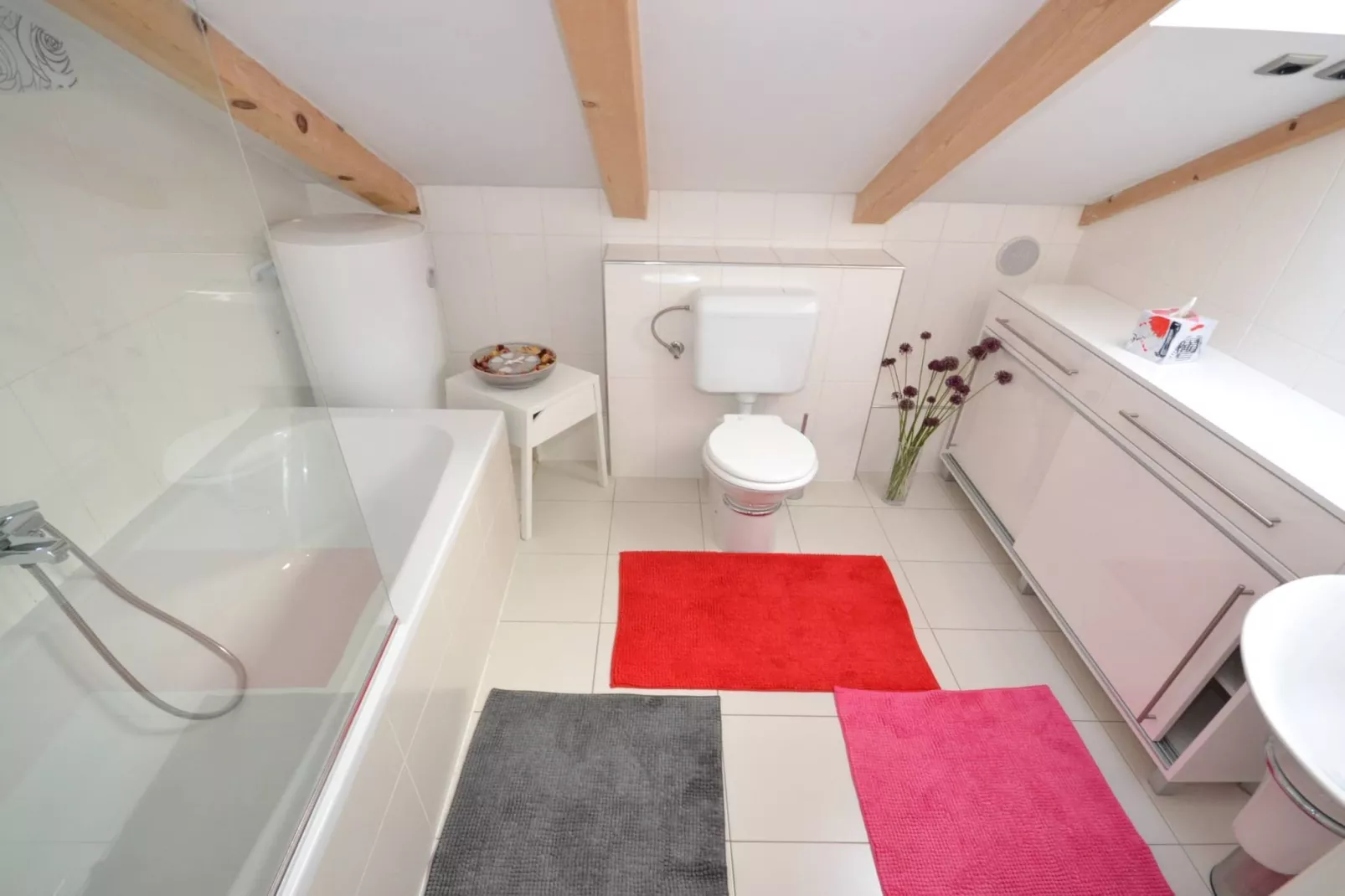 Marvelous Escape Bol Island Villa with Pool - Three Bedroom Villa with Pool - Badezimmer