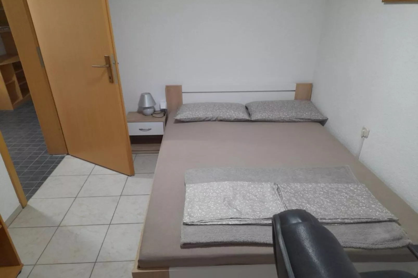 Peaceful Apartments Harfa - Two Bedroom Apartment 3 - Chambre