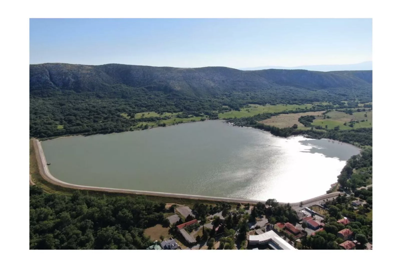 Exquisite Holiday Home with Private Pool and Sauna - Three Bedroom Holiday Home - Extérieur