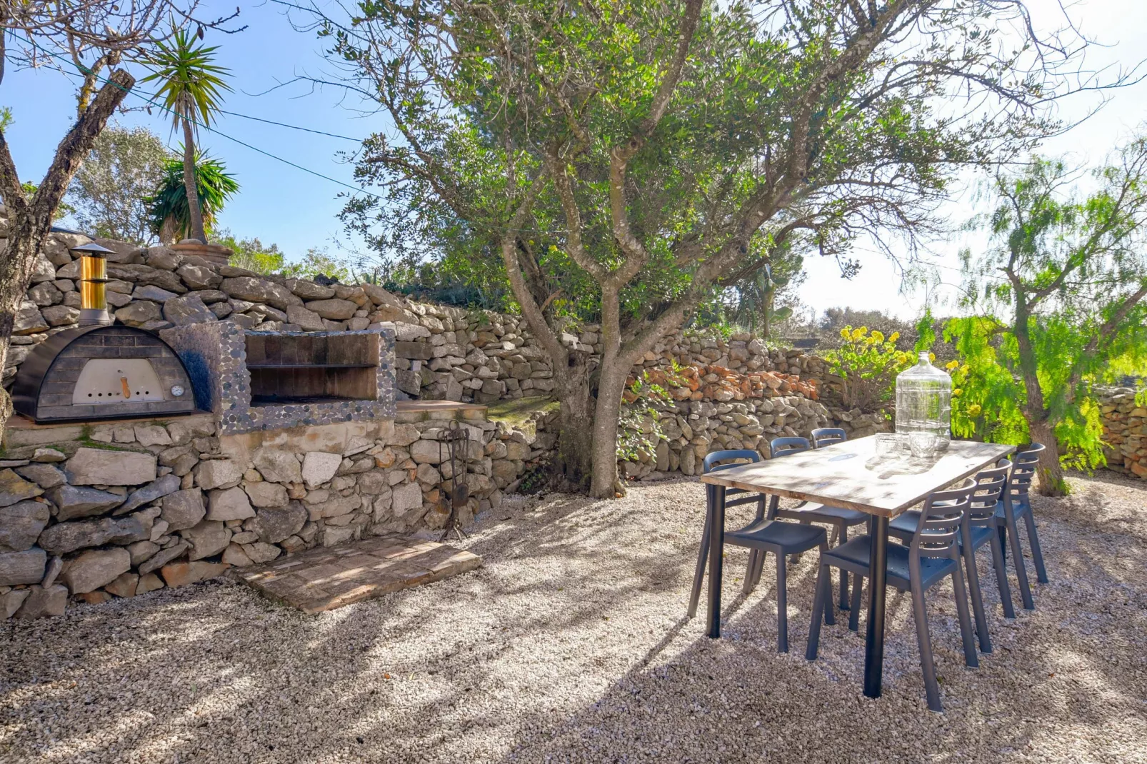 Finca de Piedra-Gardens summer