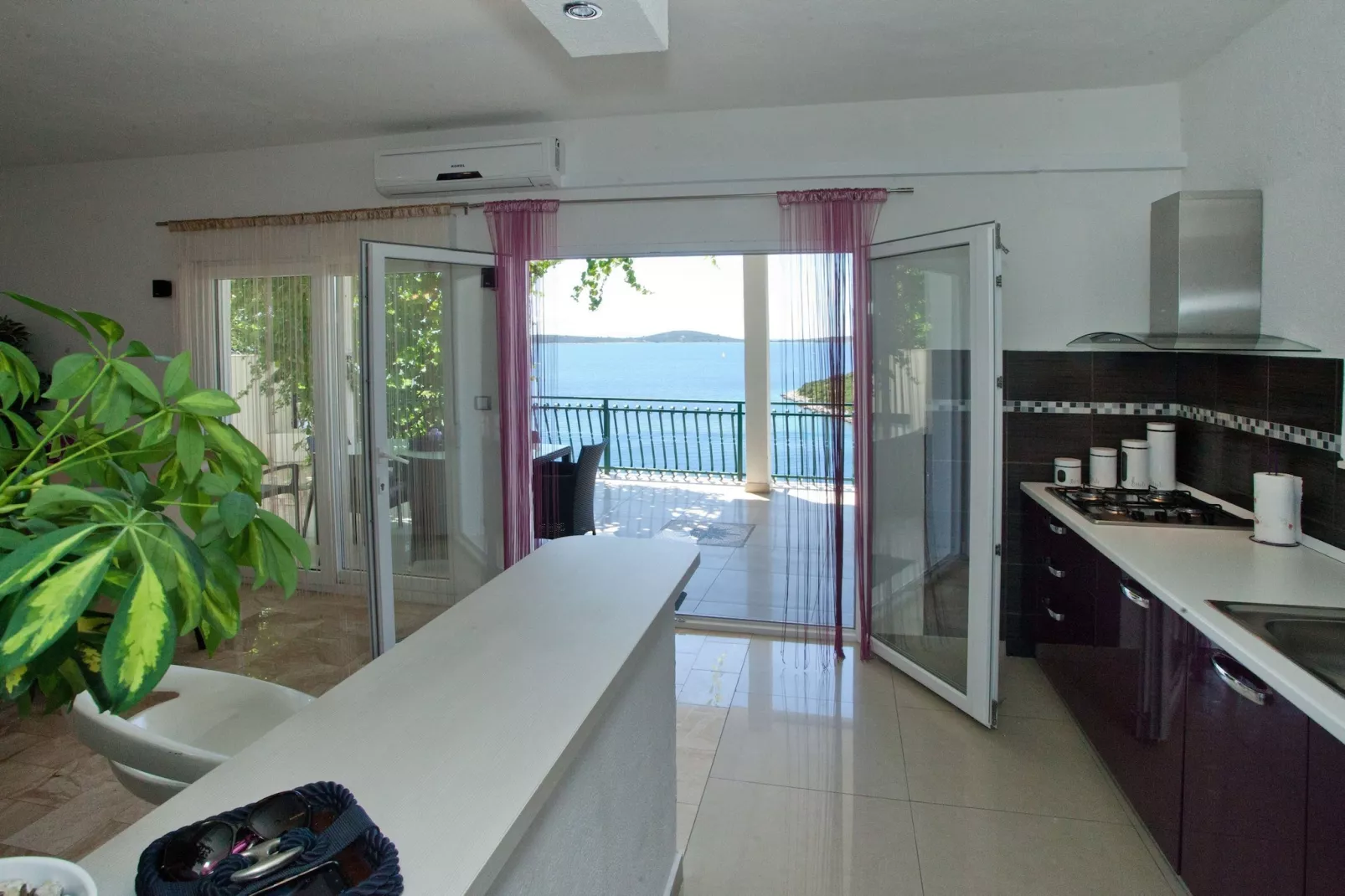 Wonderful Visinisce Apartments with Terrace and Sea Views - Standard Two Bedroom Apartment  (Owner 1) - Kitchen