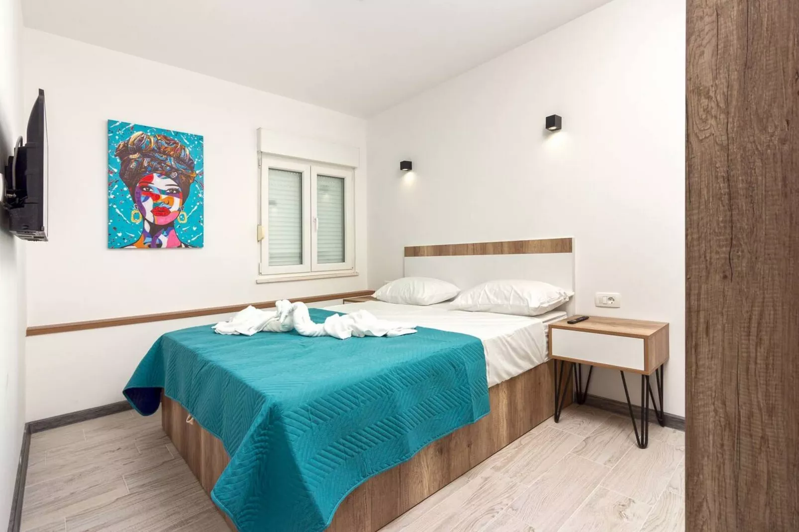 Modern Apartments with Private Balcony - Deluxe One Bedroom Apartment (Owner S3) - Schlafzimmer