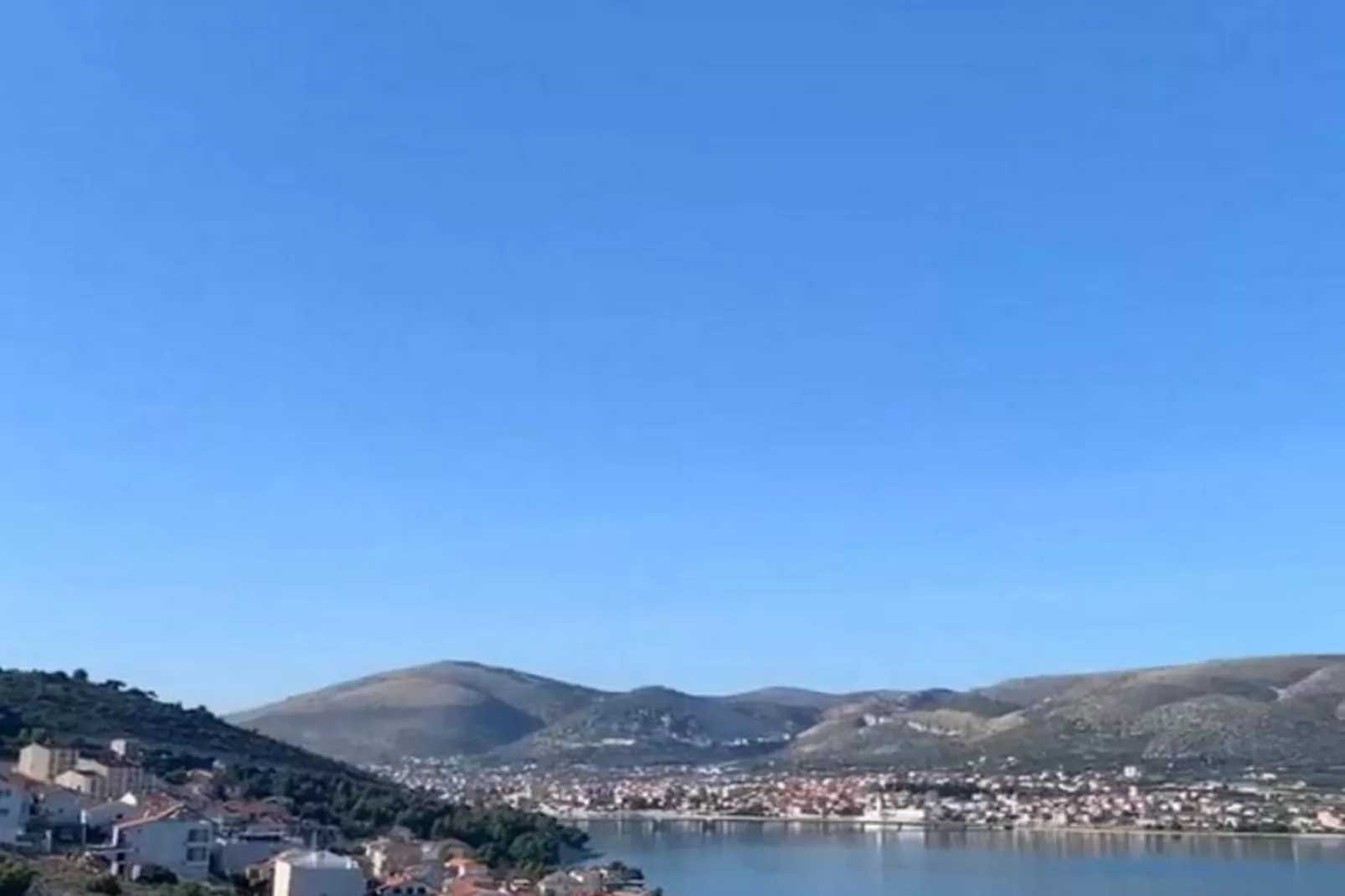 Mastrinka Bright Apartment with Free Parking and Modern Amenities - Two Bedroom Apartment - View