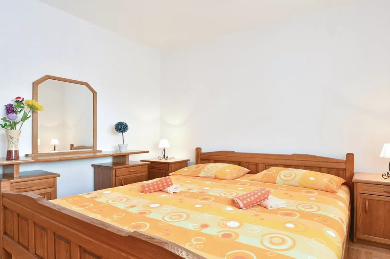 Serene Villa with Pool, BBQ, and Authentic Tavern Surrounded by Nature - Five Bedroom Holiday Home - Bedroom