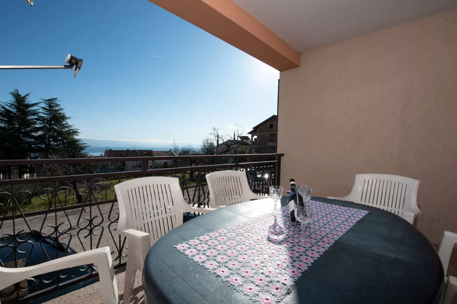 Cozy Icici Apartment with Sea view - Two Bedroom Apartment with Sea View - Terrasse/Balkon