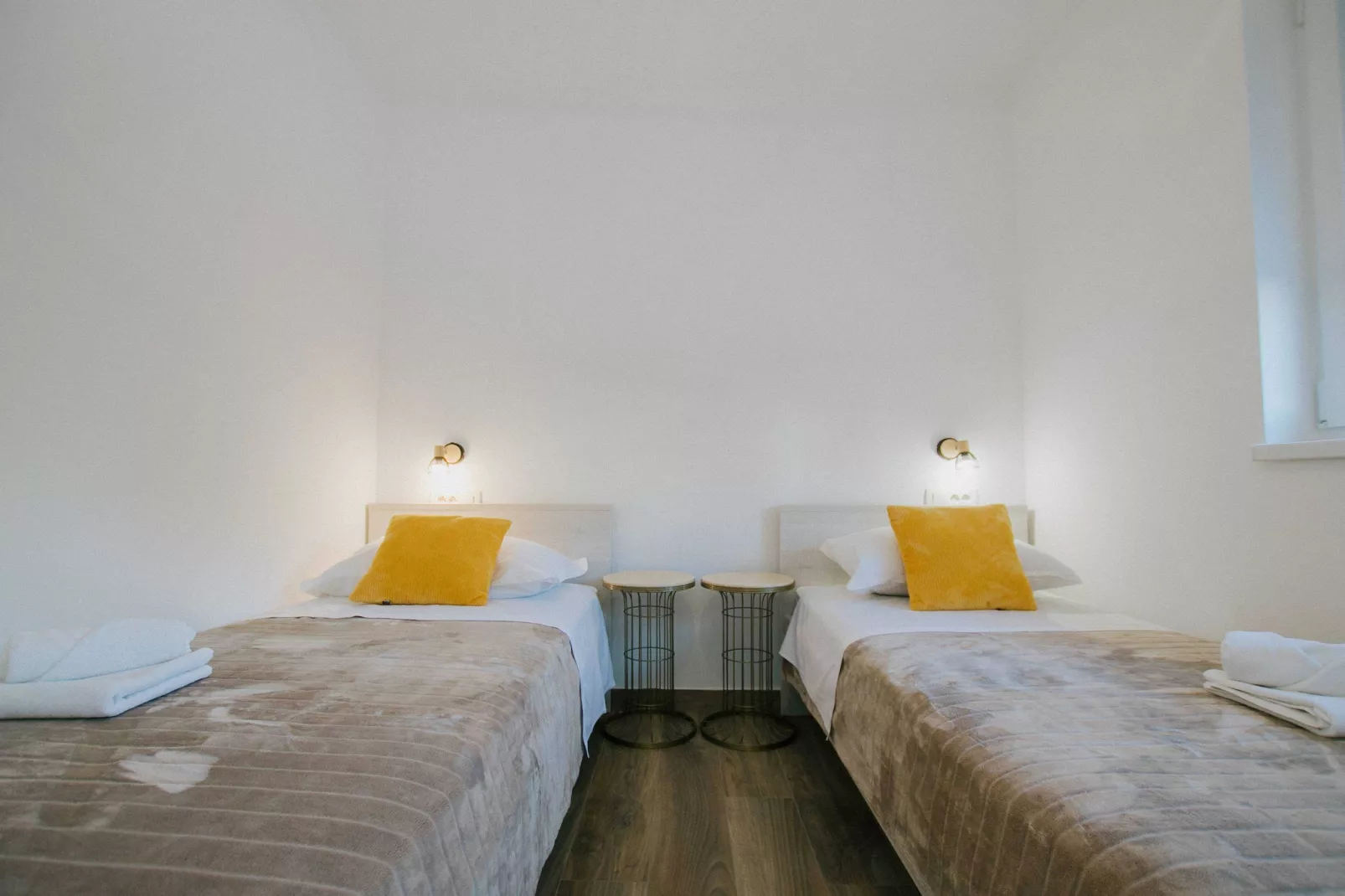 Spacious Luxury Trogir Apartments - Two Bedroom Apartment (Marin) - Bedroom