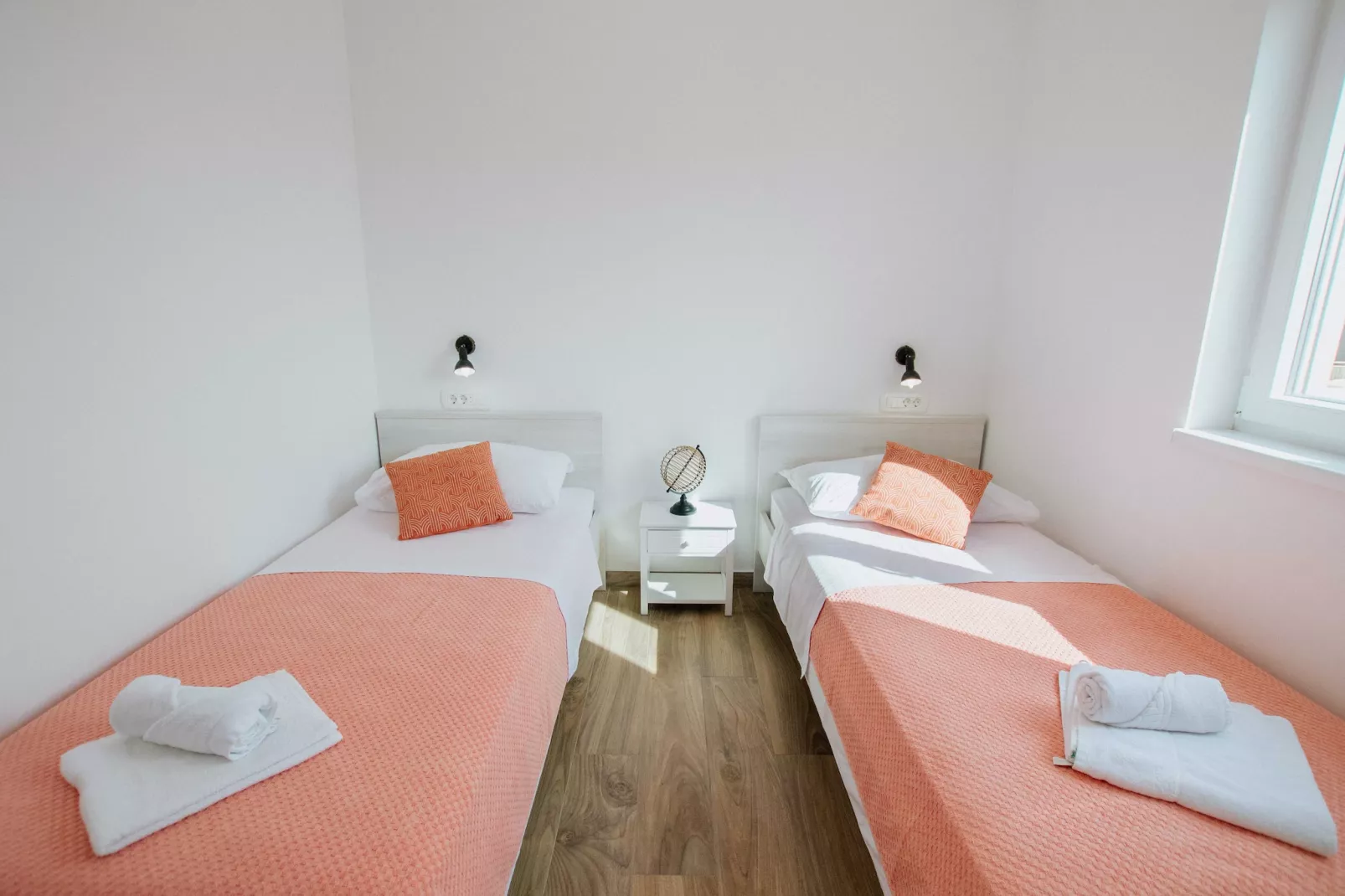Spacious Luxury Trogir Apartments - Standard Two Bedroom Apartment (Nora) - Bedroom