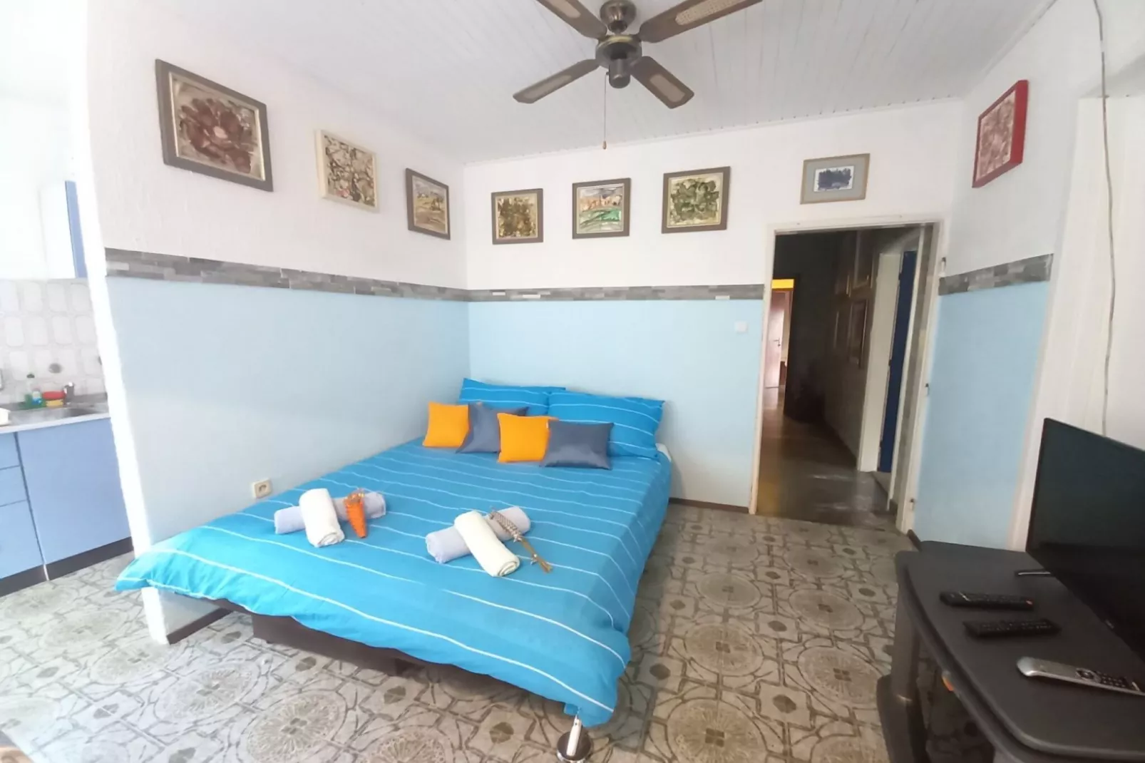 Lovely Apartments Near the Sea - One Bedroom Apartment with Balcony - Schlafzimmer