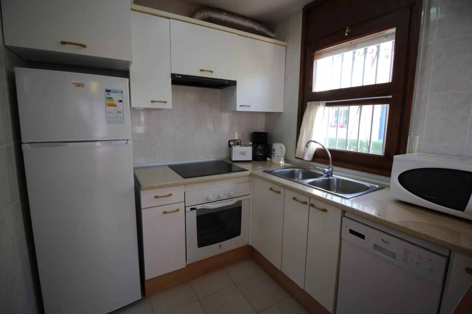 0191-SANT MAURICI 182 - Kitchen