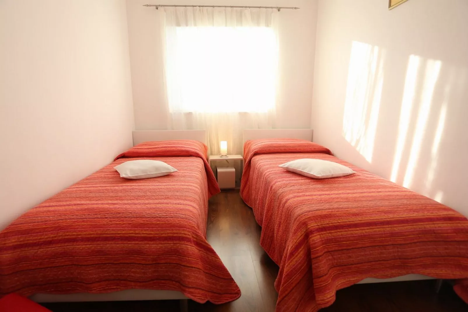Okrug Gornji Luxurious Escape Villa with Pool - Five Bedroom Villa with Pool