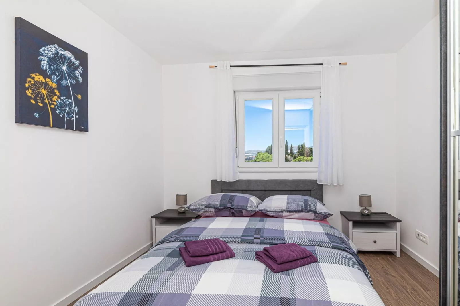 Elegant Kastel Novi Apartment with Sea View Balcony - Two Bedroom Apartment with Sea View and Balcony - Bedroom